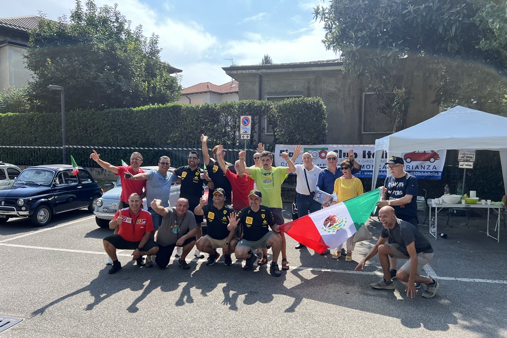 Lo stand del Coordinamento di Monza Brianza a Vedano al Lambro