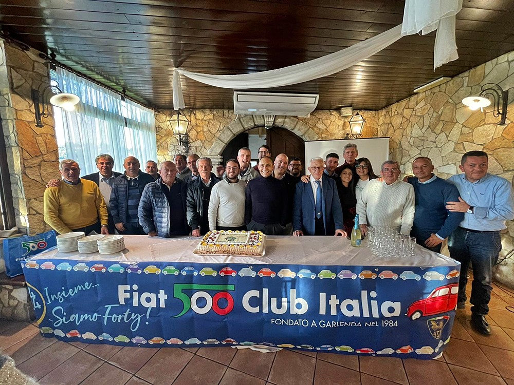 Riunione dei fiduciari siciliani del Fiat 500 Club Italia