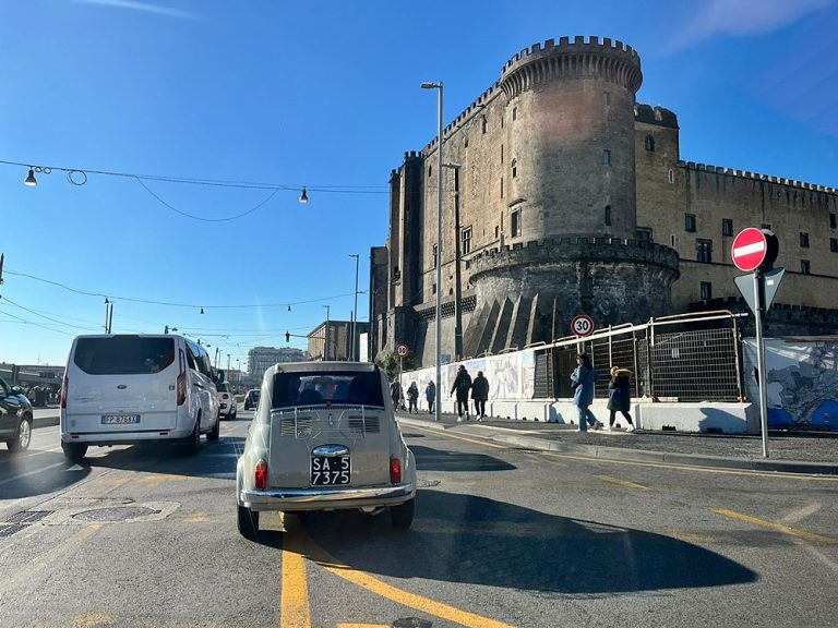 Auguritivo in 500 a Napoli 29/12/2024