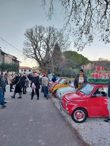 Babbo Natale in 500 a Serrungarina